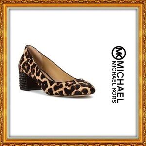 EUC | MICHAEL Michael Kors Arabella Kitten Pump!!